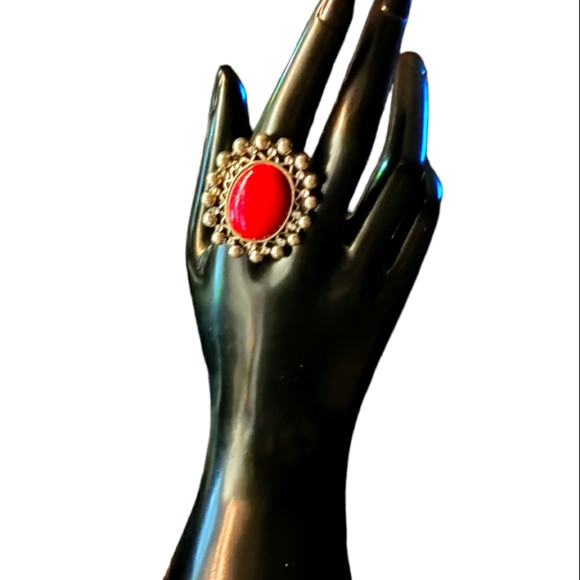 Ring - Picture 3 of 5